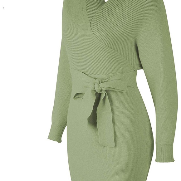 ✨THE SAVOY FEILD GREEN BATWING SWEATER DRESS *NWT* - Picture 6 of 7